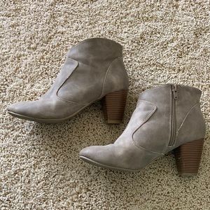 Chinese laundry booties